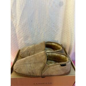 Old friend men’s slippers 11-11.5 (worn heel damage)